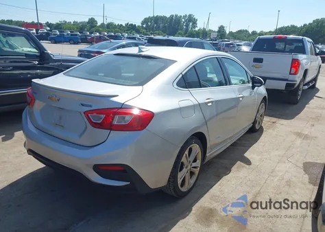 2017 Chevrolet Cruze Premier Auto из США, поврежденный, VIN 1G1BF5SM5H7170497